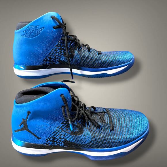 COA Men\'s 10.5 NIKE AIR JORDAN  XXXI Royal Blue Mid Top Basketball Sneakers EUC